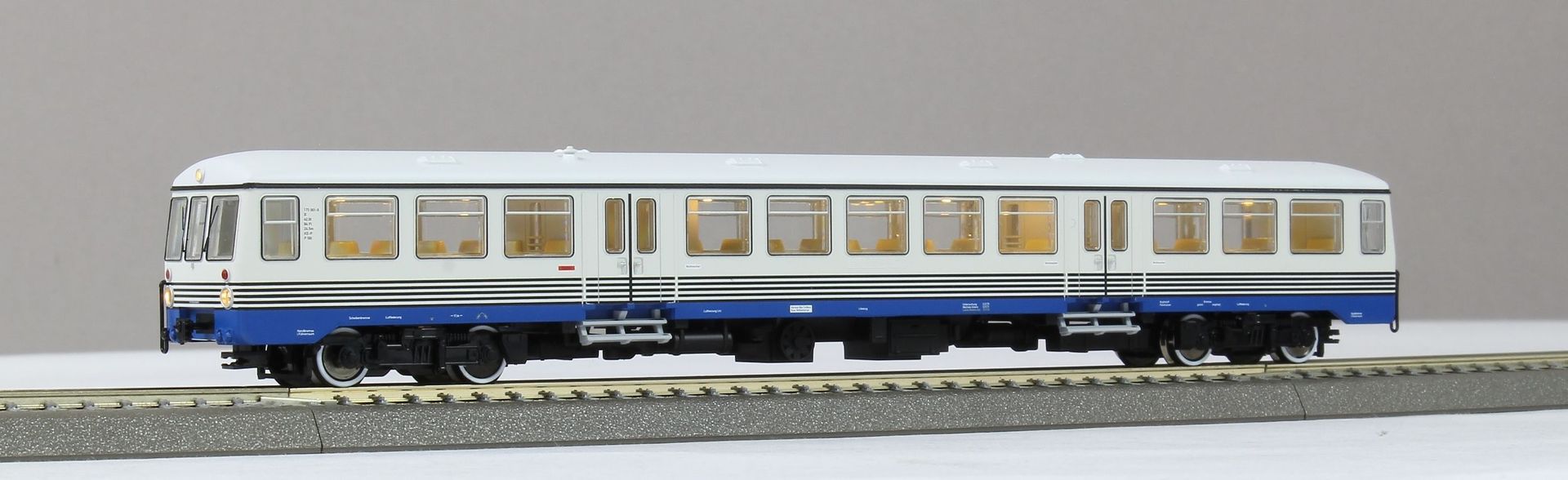KRES 1733D BR 173 Schienenbus, 173 001 E Kres 51010102 - Schienenbus BR 173 001 DR Ep.IV H0/GL Sound